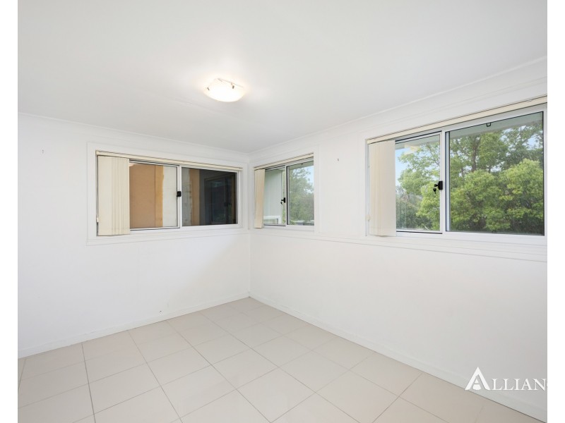 7 Burbank Avenue, East Hills NSW 2213