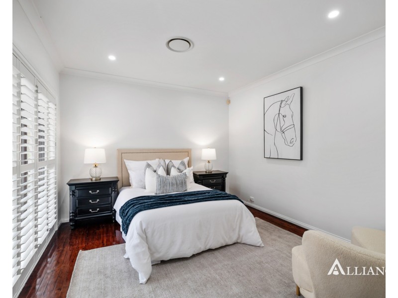 16 Carinya Road, Picnic Point NSW 2213