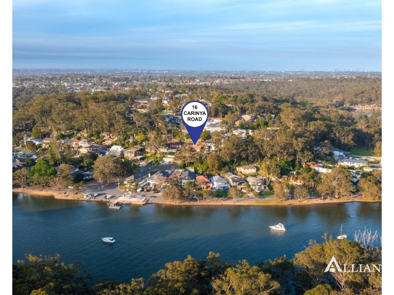 16 Carinya Road, Picnic Point NSW 2213