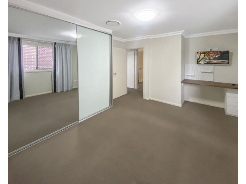 17 Taloma Street, Picnic Point NSW 2213