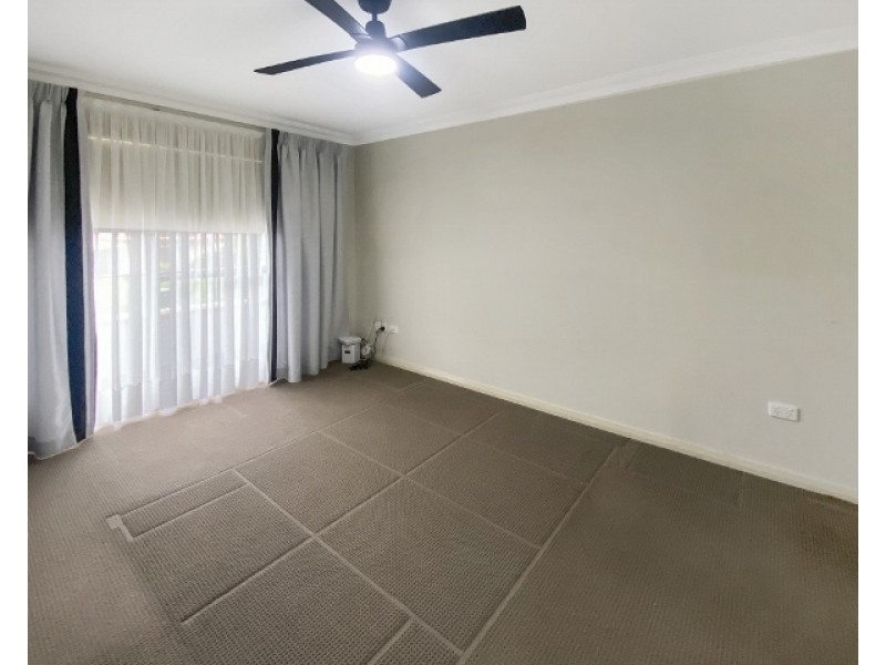 17 Taloma Street, Picnic Point NSW 2213
