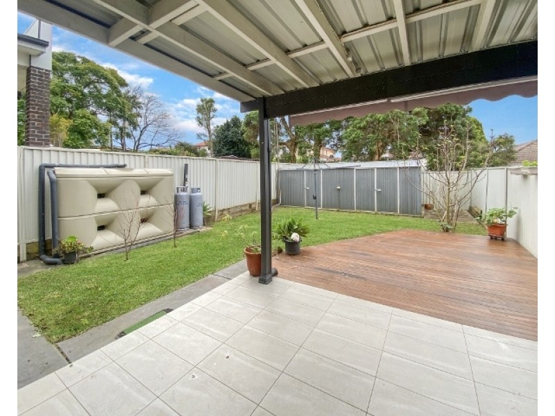 17 Taloma Street, Picnic Point NSW 2213