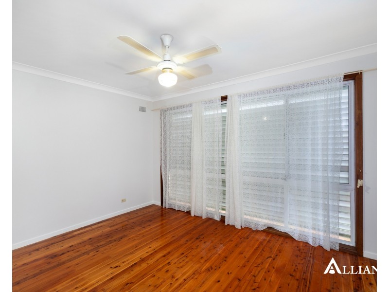 9 Drake Street, Panania NSW 2213