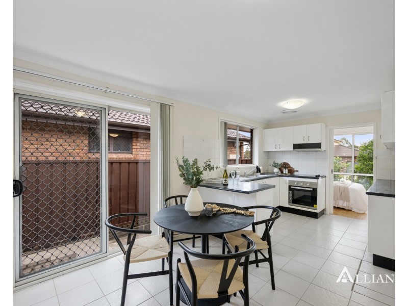 17 Eynham Road, Milperra NSW 2214