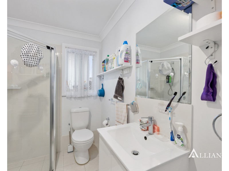 17 Eynham Road, Milperra NSW 2214