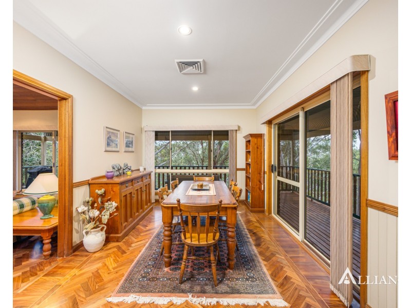 850A Henry Lawson Drive, Picnic Point NSW 2213