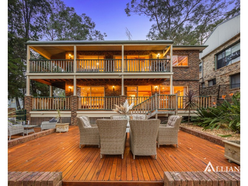 850A Henry Lawson Drive, Picnic Point NSW 2213