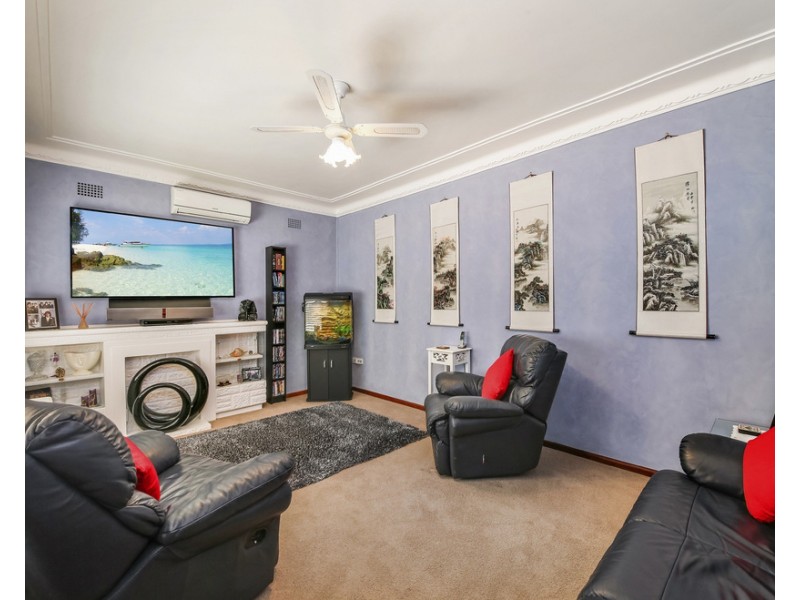 9 Milford Avenue, Panania NSW 2213