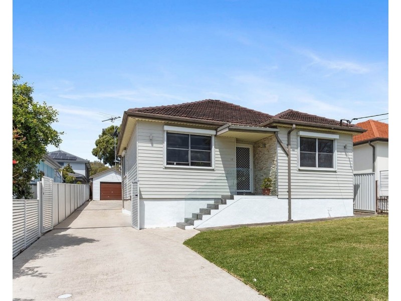 13 Lambeth Street, Panania NSW 2213