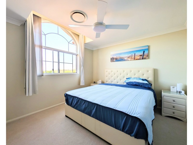 4 Eucalyptus Court, Picnic Point NSW 2213