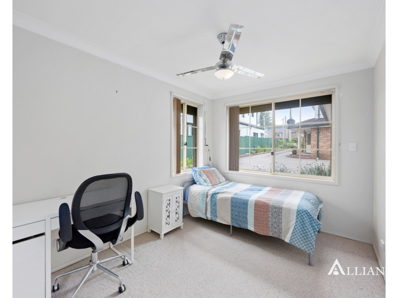 2/37 Ferndale Road, Revesby NSW 2212