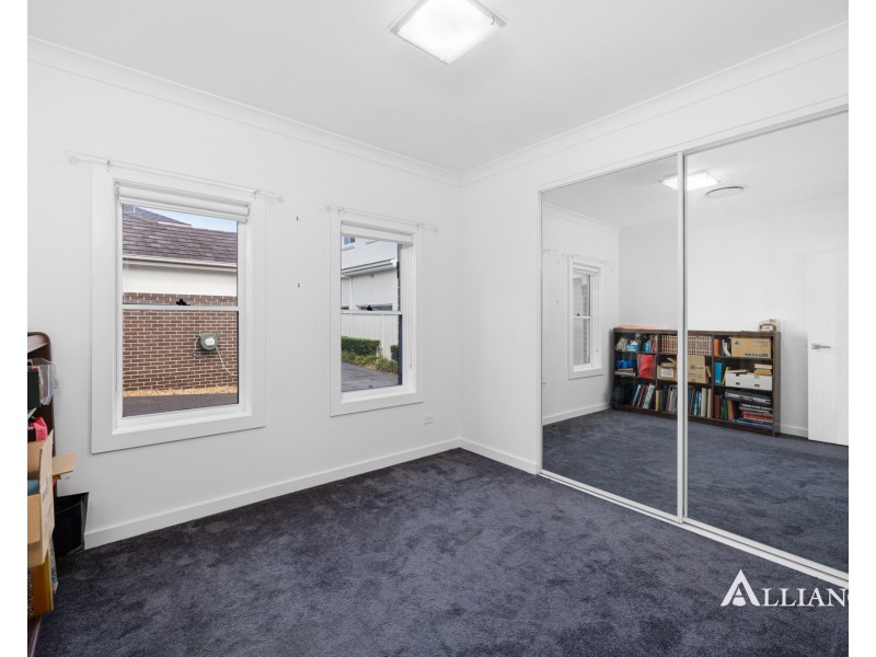 4/180 Lambeth Street, Picnic Point NSW 2213