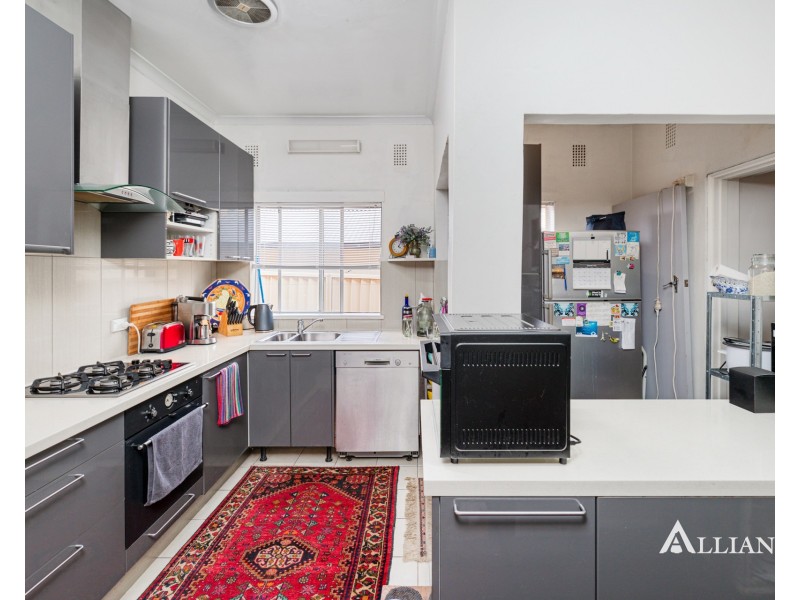 18 Wyreema Avenue, Padstow NSW 2211