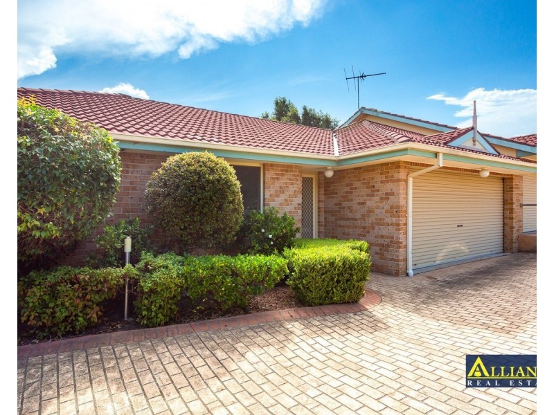 3/6-8 Lehn Road, East Hills NSW 2213