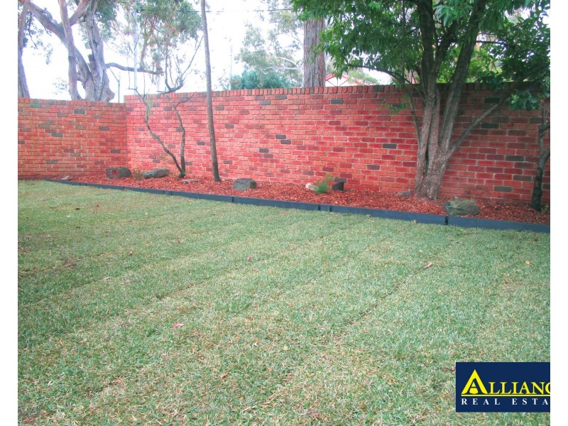 694 Henry Lawson Drive, Picnic Point NSW 2213