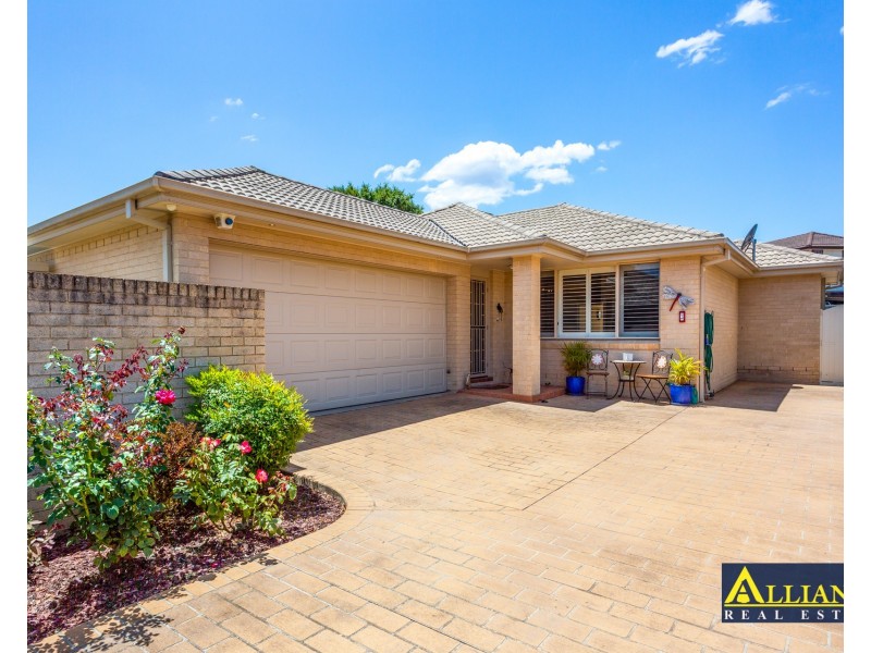 3/53 Lucas Road, East Hills NSW 2213