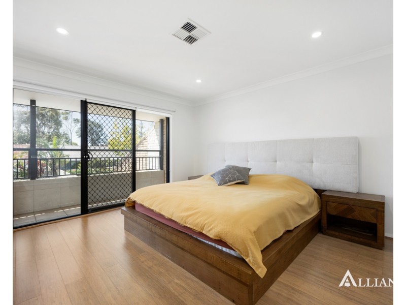10a Donald Street, Picnic Point NSW 2213