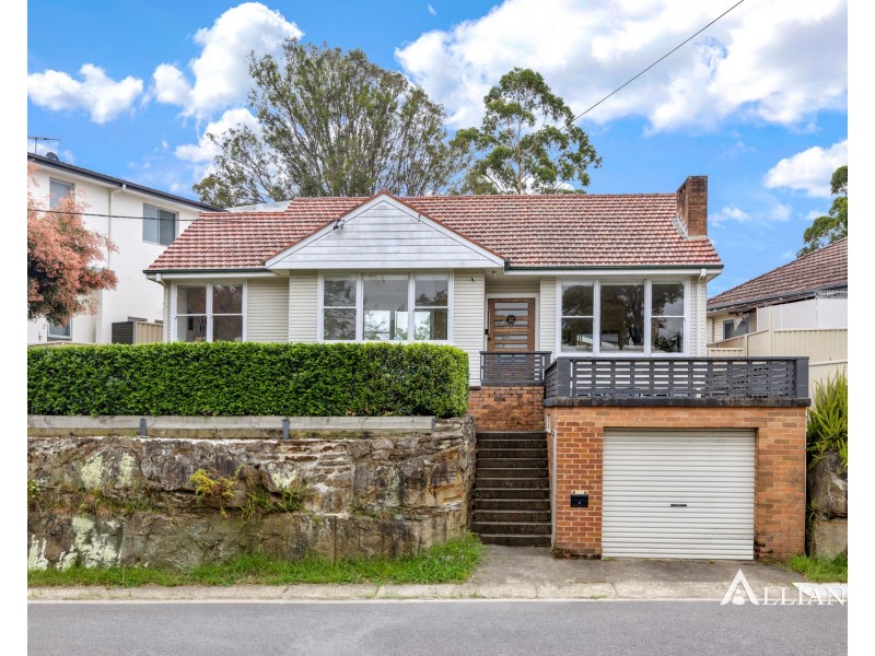 655 Henry Lawson Drive, East Hills NSW 2213