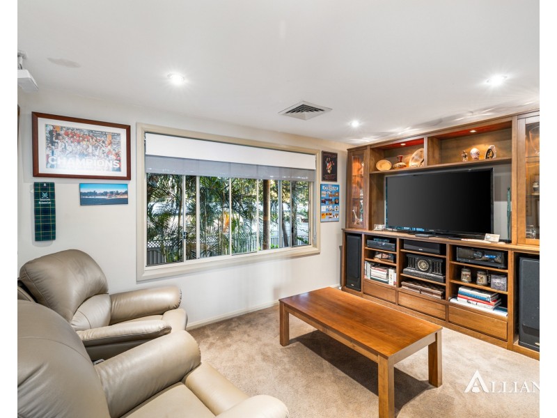 5B Carinya Road, Picnic Point NSW 2213