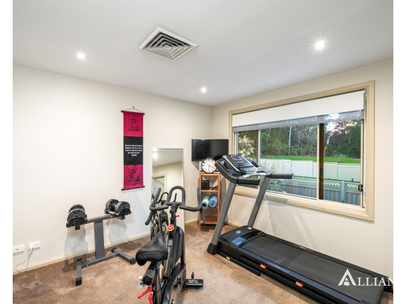 5B Carinya Road, Picnic Point NSW 2213