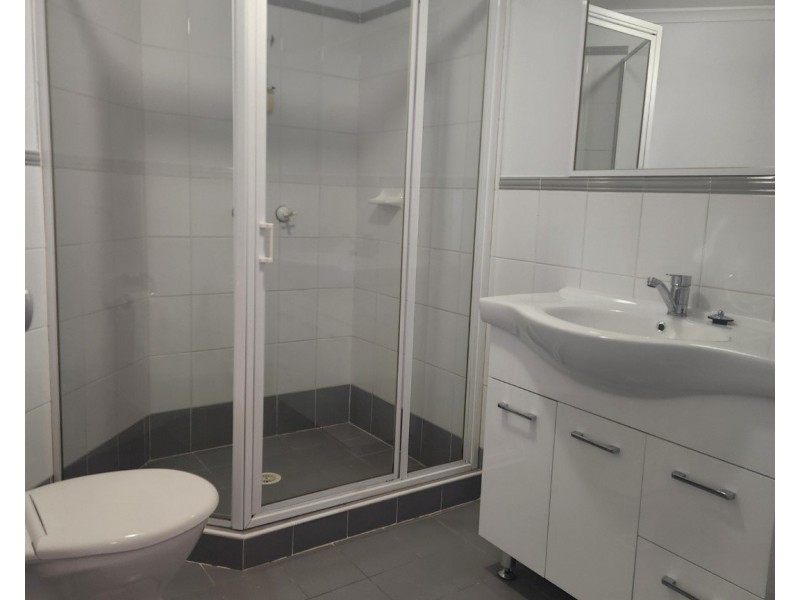 8/2B Myrtle Road, Bankstown NSW 2200