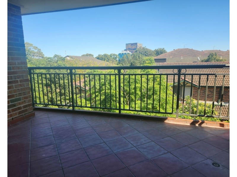 8/2B Myrtle Road, Bankstown NSW 2200