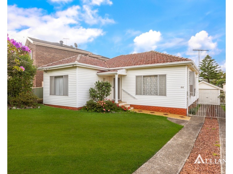 44 Glenview Avenue, Revesby NSW 2212