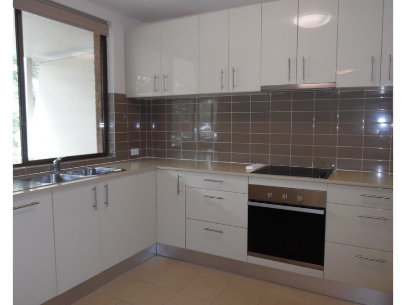 18/5-13 Dellwood Street, Bankstown NSW 2200