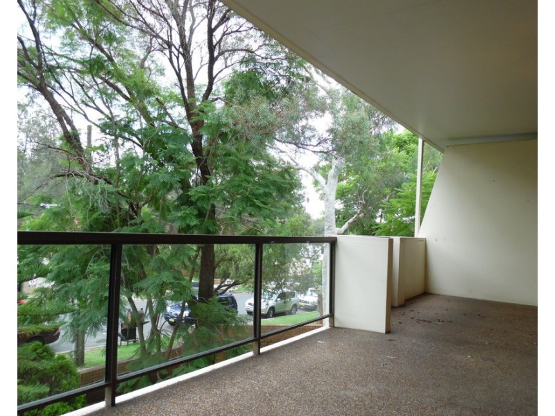 18/5-13 Dellwood Street, Bankstown NSW 2200