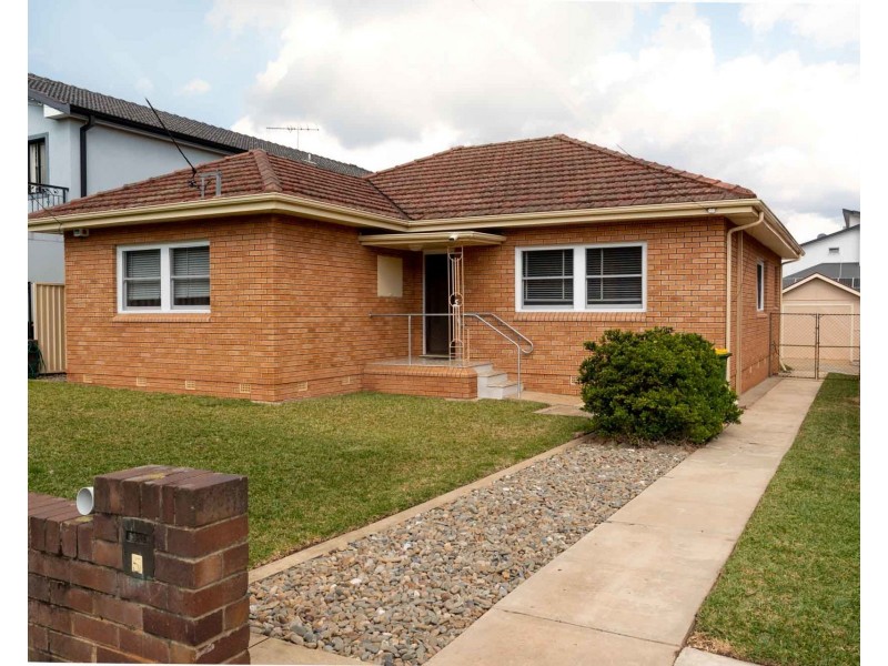 5 Freda Street, Panania NSW 2213