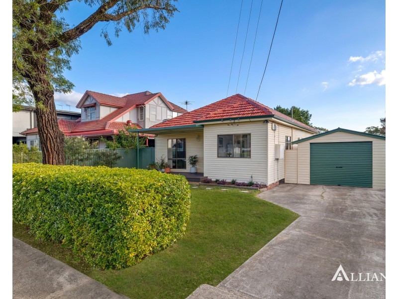 2 Brighton Avenue, Panania NSW 2213