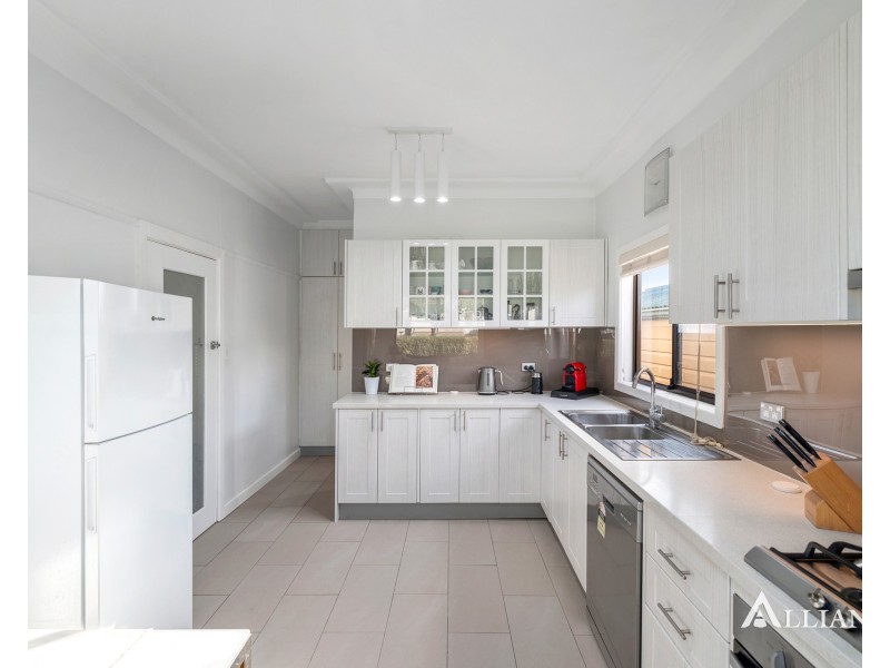 2 Brighton Avenue, Panania NSW 2213