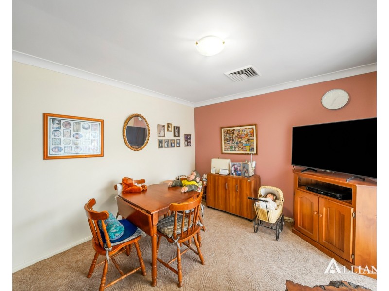 1/10 Bass Avenue, East Hills NSW 2213