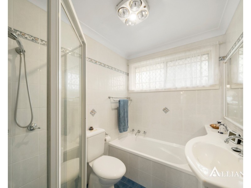 1/10 Bass Avenue, East Hills NSW 2213
