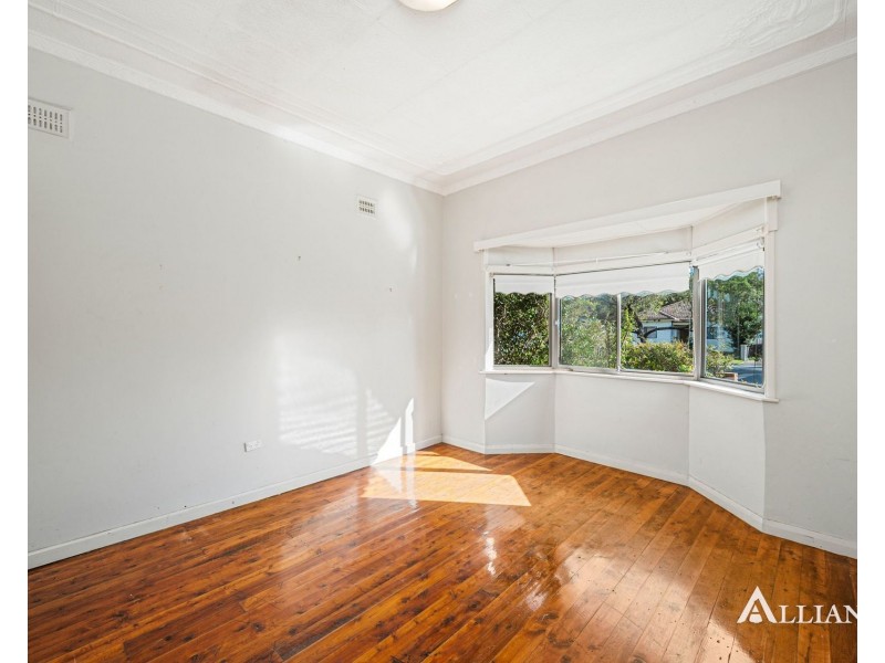 11 Cairo Avenue, Padstow NSW 2211