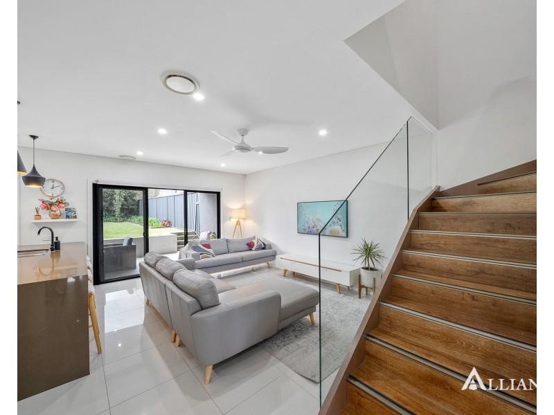 30 Burbank Avenue, East Hills NSW 2213