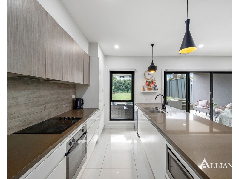 30 Burbank Avenue, East Hills NSW 2213