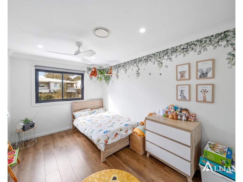 30 Burbank Avenue, East Hills NSW 2213