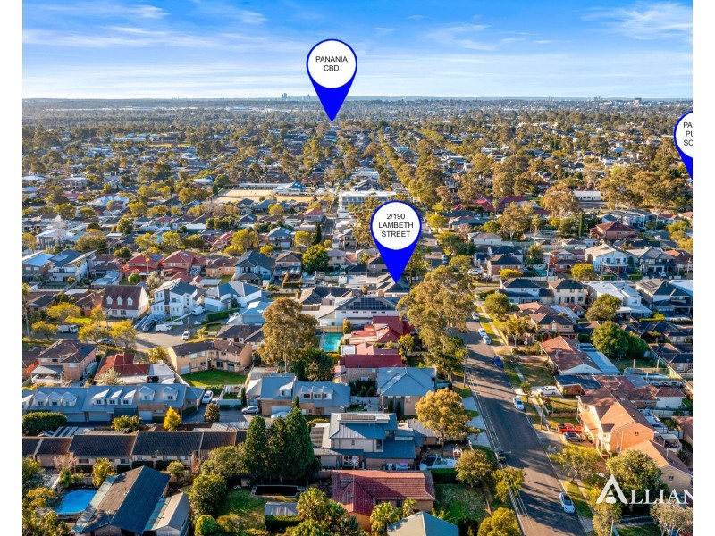 2/190 Lambeth Street, Picnic Point NSW 2213