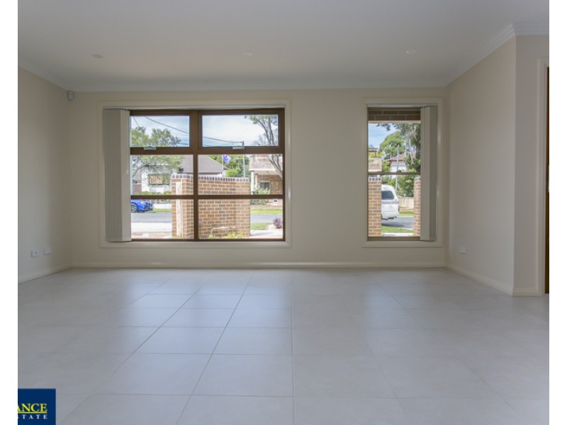 1/98 Sherwood Street, Revesby NSW 2212