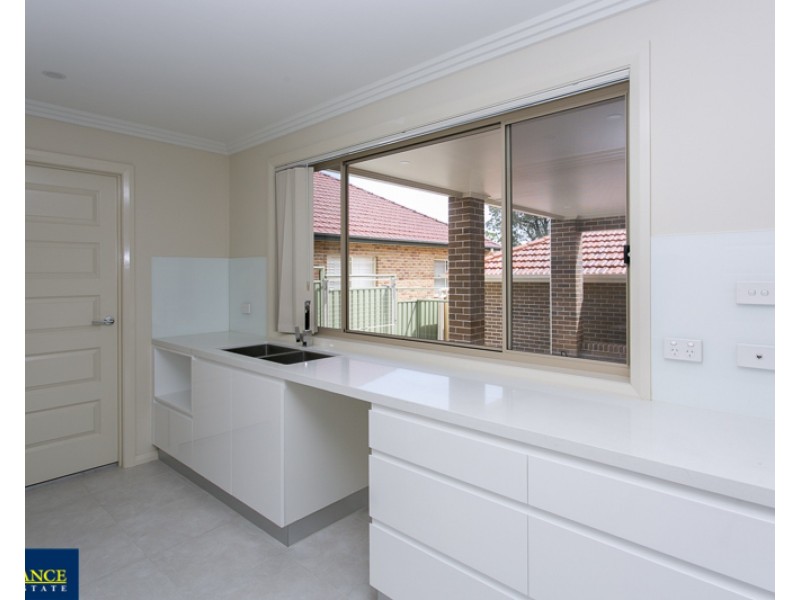 1/98 Sherwood Street, Revesby NSW 2212