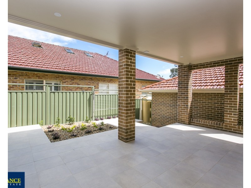 1/98 Sherwood Street, Revesby NSW 2212