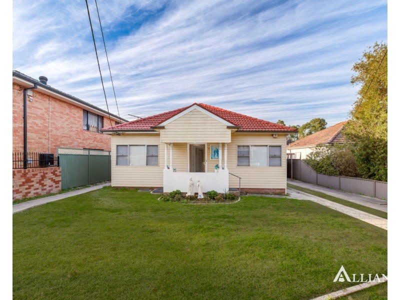 64 Uranus Road, Revesby NSW 2212