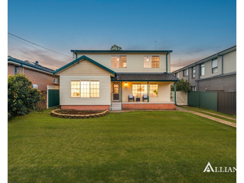 14 Harford Avenue, East Hills NSW 2213