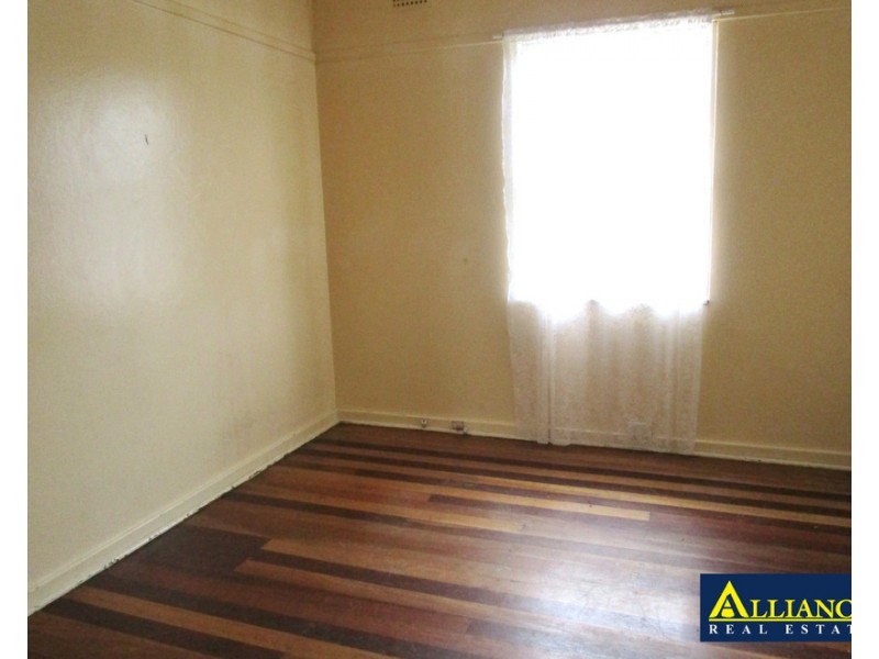 10 Peffer Street, Panania NSW 2213