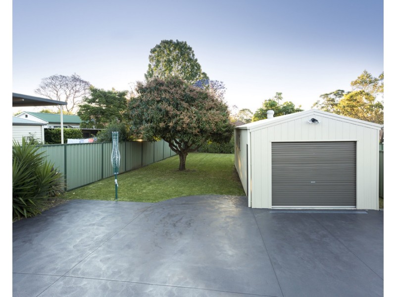10 Hinemoa Street, Panania NSW 2213