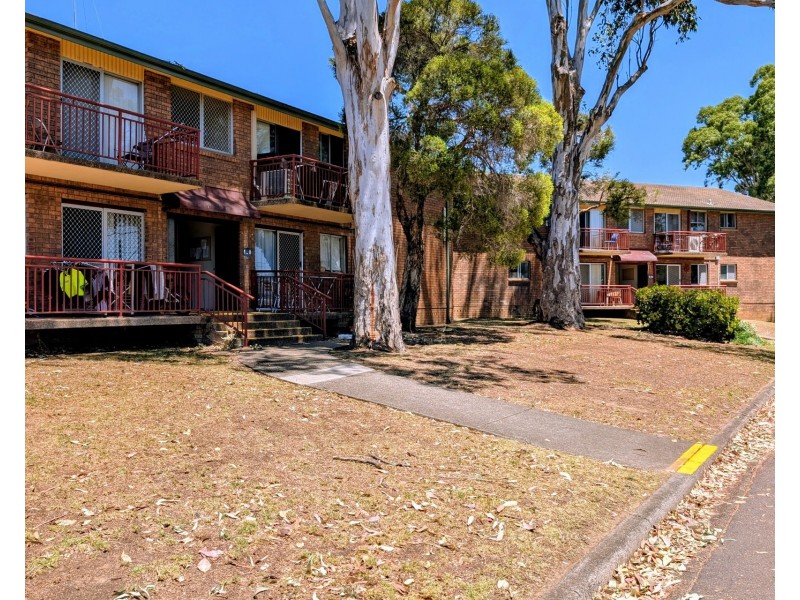 6/15 O’Sullivan Street, Leumeah NSW 2560