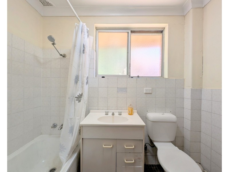 6/15 O’Sullivan Street, Leumeah NSW 2560