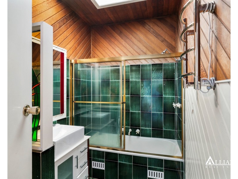 28 Austin Boulevard, Picnic Point NSW 2213