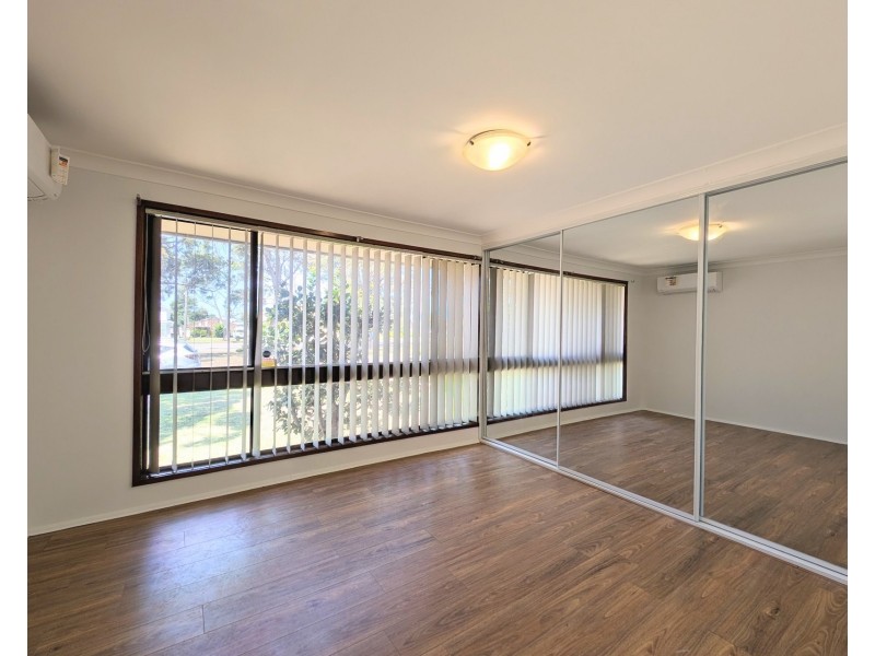 10 Ganmain Crescent, Milperra NSW 2214